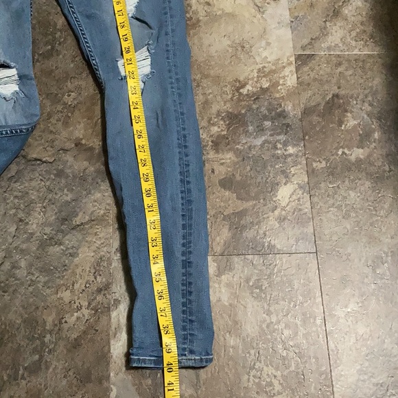 Legend London - Men's Spray-On Ripped Stone Washed Jeans (34x32) - Picture 6 of 7